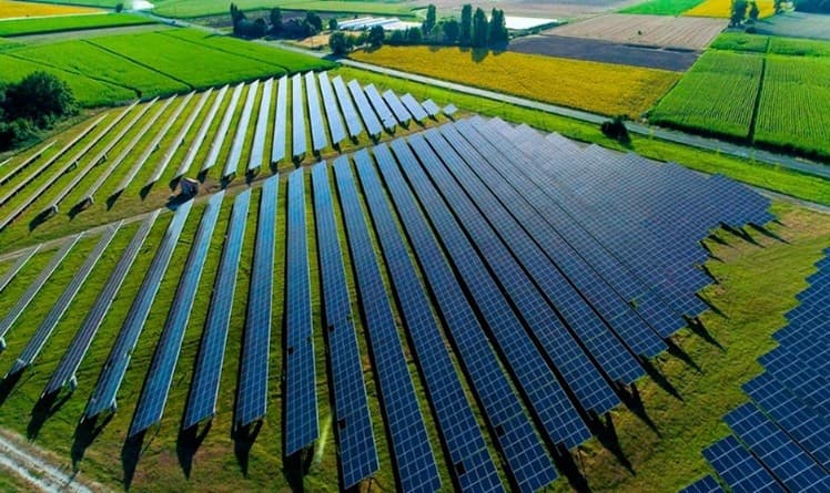 Usina Solar Fotovoltaica